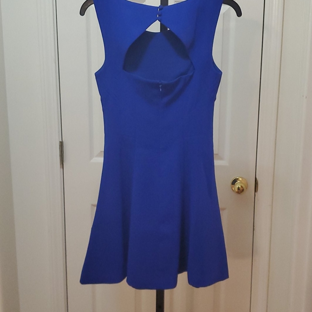 Blue dress - Picture 3 of 4